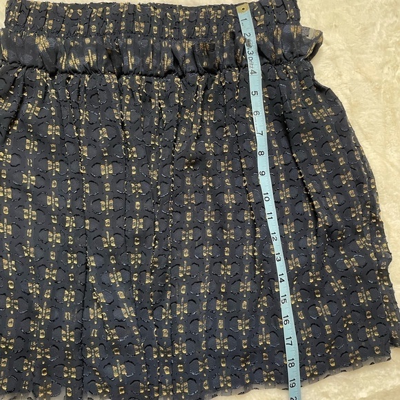 H&M Skirt - Picture 10 of 10